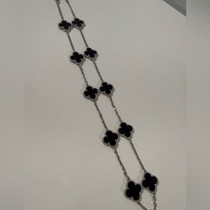 Clovers Necklace - Stainless Steele..